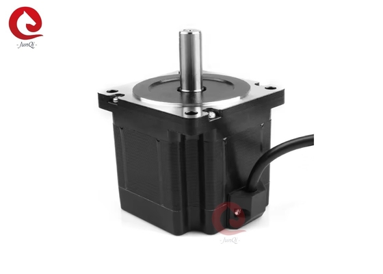 JUNQI Nema34 موتور مرحله ای هیبریدی سه فاز 1.2 درجه 67 میلی متر طول 2.0N.M قطعات ماشین CNC