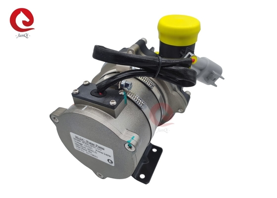 JP200-1 سری 12V / 24V پمپ ثابت بدون برس 2000L / H ~ 5000L / H محدوده جریان بالا بردن از 2 ~ 10m برای چرخه خنک کننده کامیون لجستیک EV